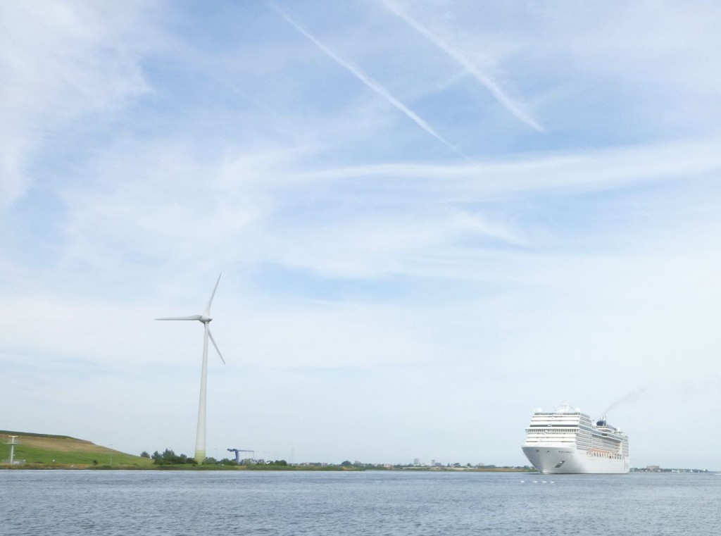 MSC Magnifica