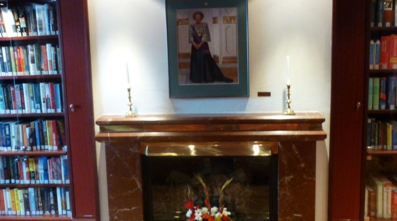 MS Prinsendam - Oak Room