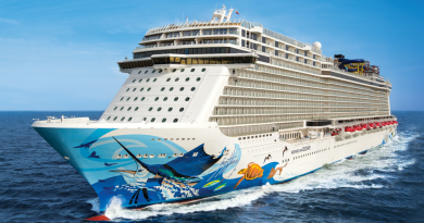 Norwegian Escape bezoekt Cruise Port Rotterdam
