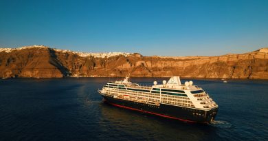 Azamara Santorini