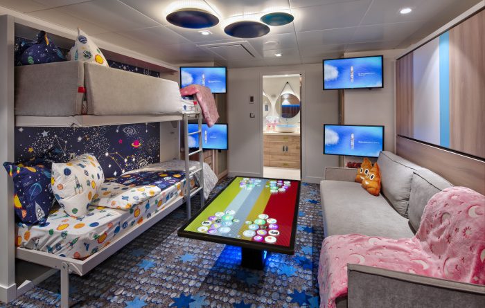 Wonder of the Seas Family Suite